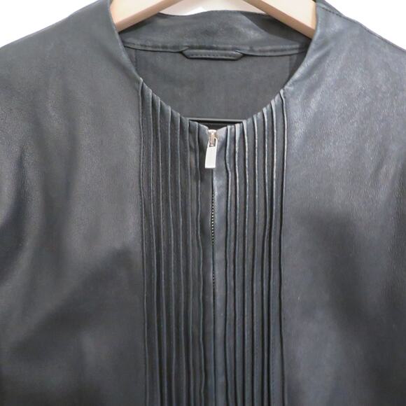 Armani Collezioni Womens Sz 10 Black 100% Goat Leather Jacket Pleated Zip Front - Picture 3 of 6